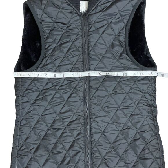 Alpha Industries The N-3B “SLY” Black Faux Fur Lined Quilted Vest (Size: Small) - Picture 8 of 16